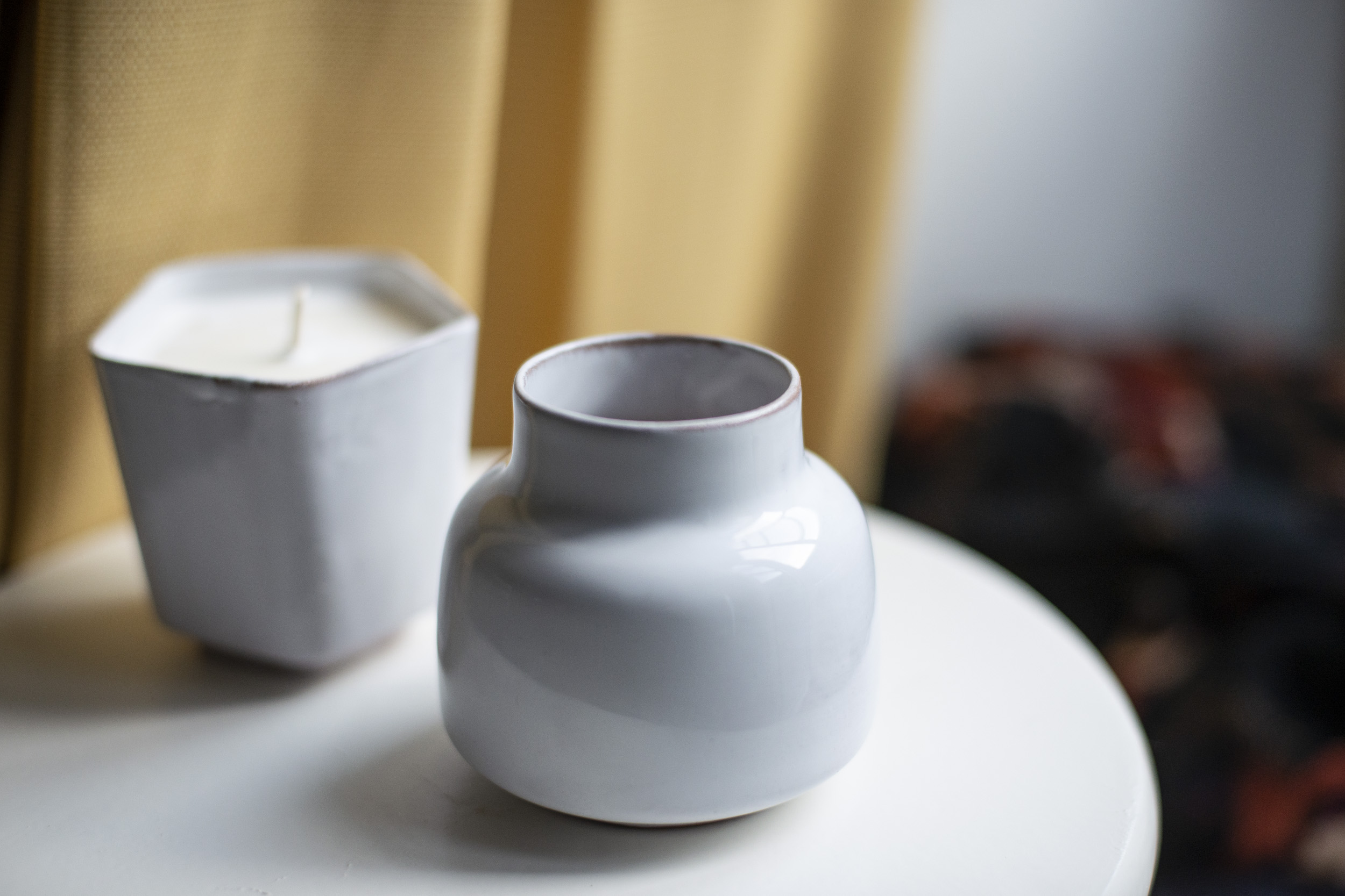 White ceramic modern mug