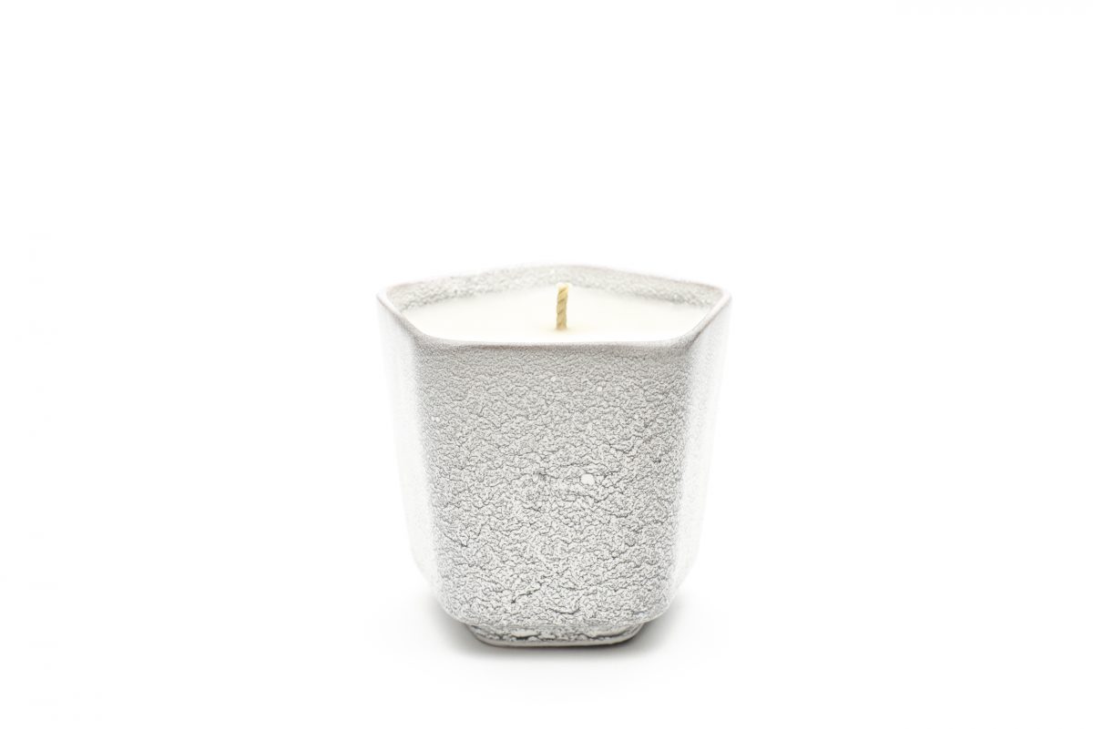 Perfumed luxury french ceramic candle Réjouissance