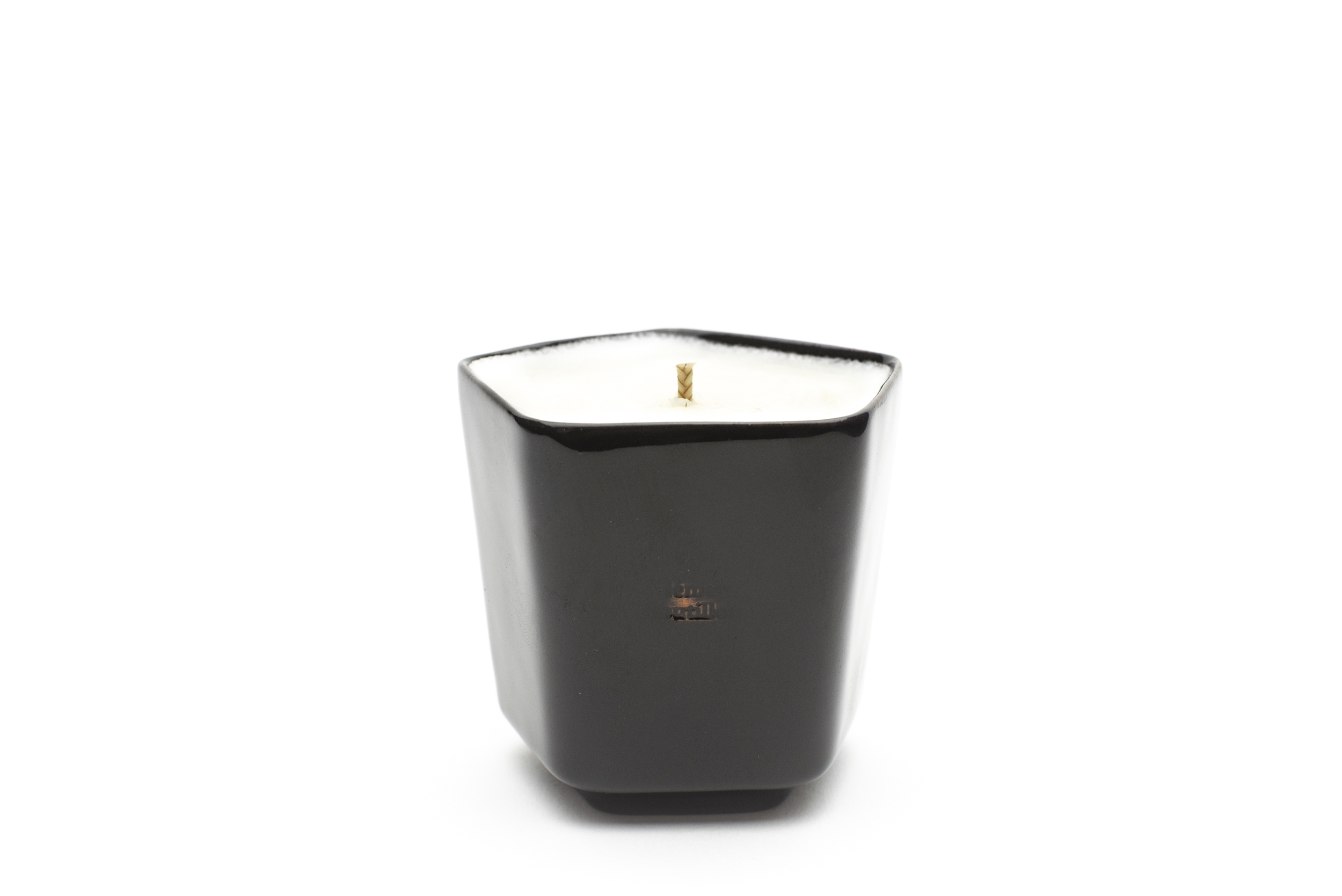 Perfumed luxury french ceramic candle black