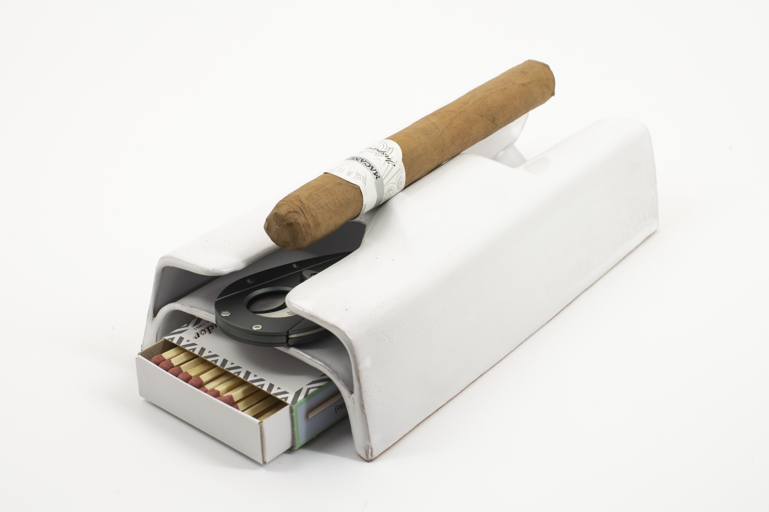 Luxury designer cigar ashtray ceramic