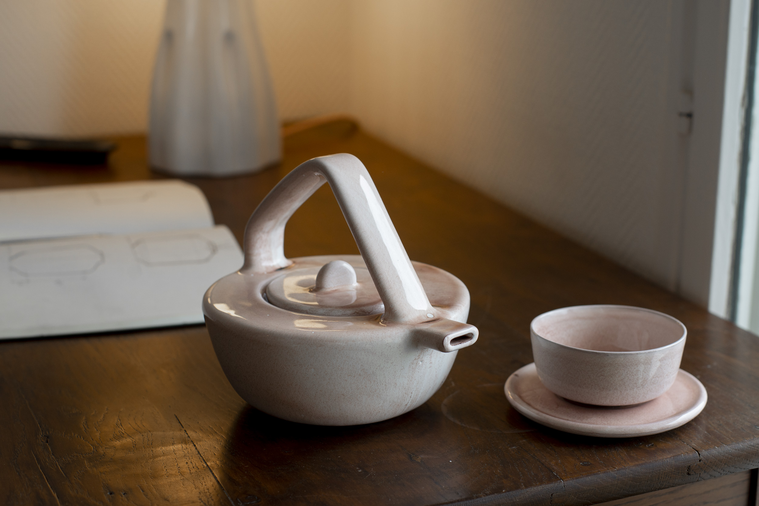 Luxury pink ceramic teapot